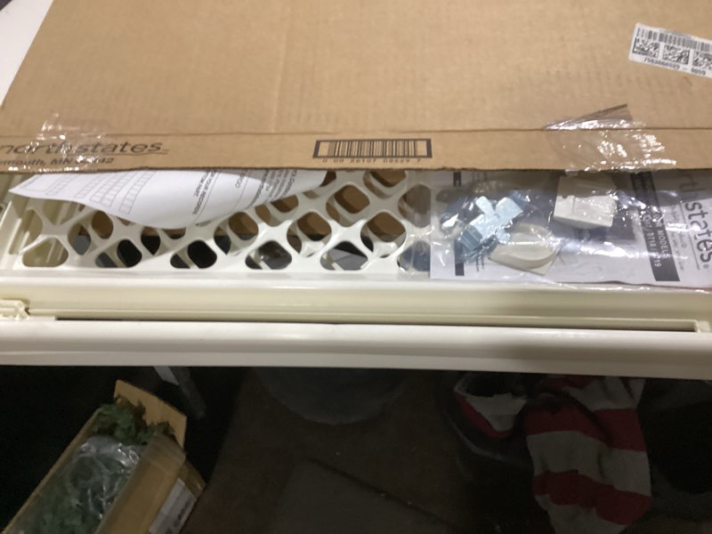 Condition photo showing Good Condition for Item similar to photo) Toddleroo by North States 42” Wide Supergate Ergo Baby Gate, Made in USA: For Doorways or stairways. Includes Wall Cups. Pressure or Hardware Mount. 26” - 42” Wide (26\" Tall, Sand) (B01HG7E5R8)