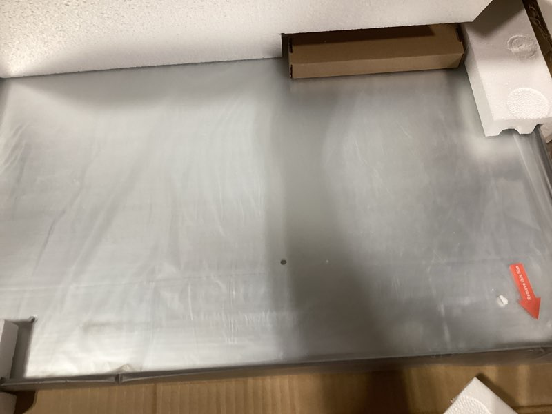 Condition photo showing Good Condition for 16x24 Inch Black Metal Framed Bathrrom Mirror for Wall, Matte Black Rectabgle Mirror, Rounded Corner, Anti-Rust, Hangs Horizontally or Vertically 24"L x 16"W Black