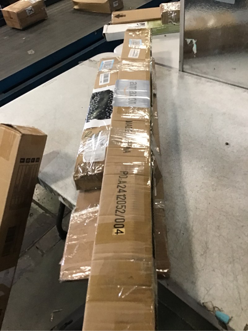 https://lotting-media.assets.bidfta.com/lotting_374a6330-2312-476e-9c7d-67c60dc33581