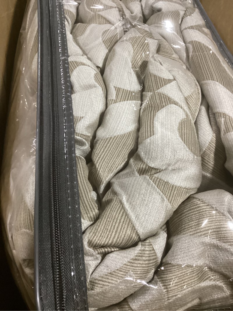 Condition photo showing New/Like New for madison park odette cozy comforter set jacquard damask medallion design - modern all season, down alternative bedding, shams, decorative pillow, king(104 in x 92 in), tan 8 piece tan/ivory king (104 in x 92 in)
