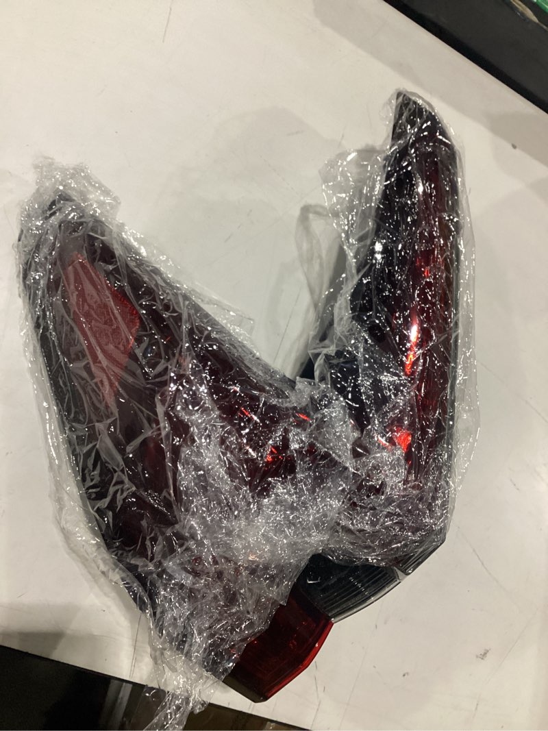 Condition photo showing Good Condition for led tail light compatible with honda crv 2020 2021 2022 left driver side taillight replace 33550tlaa21
