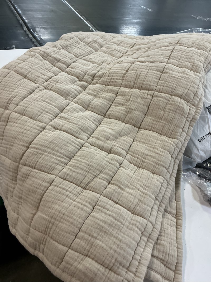 Condition photo showing Good Condition for european linen box quilted sham set color: sand(size king)