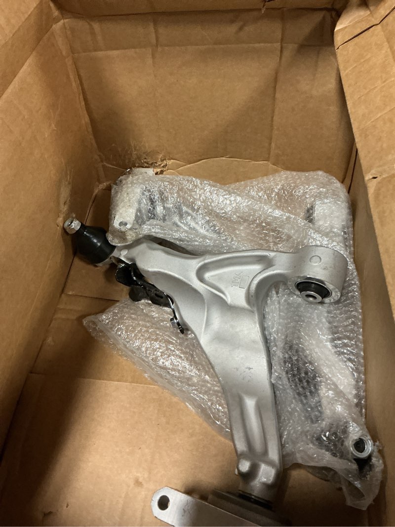 Condition photo showing Good Condition for 2pcs front lower control arm suspension kit, for infiniti ex35/ ex37/ q50/ q60/ qx50, control arms with ball joints for nissan 370z 2009-2020, rwd only replace 54501-1bd2b 54500-1bd2b