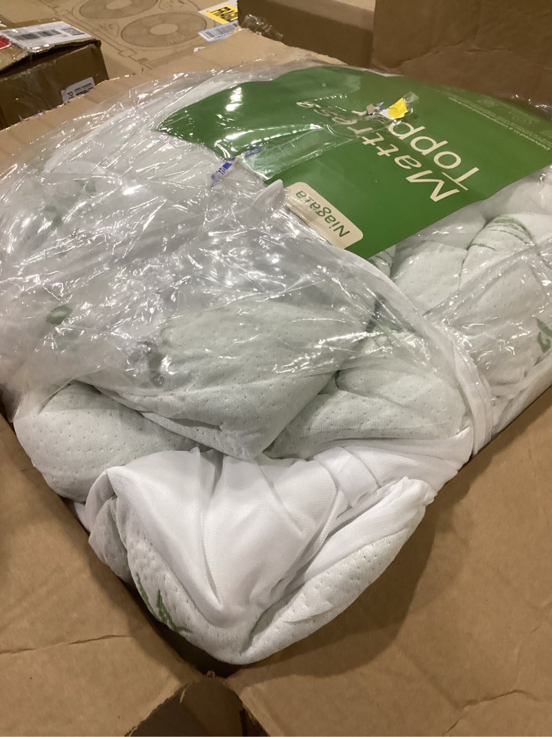 Condition photo showing Good Condition for Ultra Soft Full Size Mattress Topper - Viscose Made from Bamboo Pillow Top Mattress Pad for Back Pain Relief - Naturally Cooling for Hot Sleepers, Green Green Full