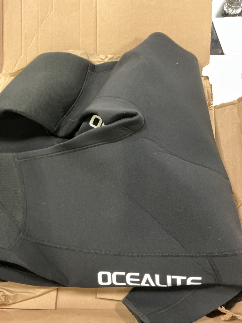 Condition photo showing Good Condition for full wetsuits 5/4mm 4/3mm and 3mm full wetsuit for mens premium neoprene suits for diving snorkeling surfing swimming mens 3mm black large