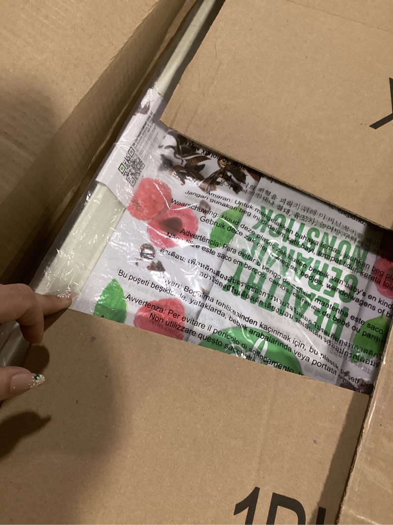 Condition photo showing Good Condition for GreenLife Bakeware 18” x 13” Half Cookie Sheet Baking Pan, Non-Toxic PFAS-Free Healthy Ceramic Nonstick, Oven Safe to 450°F, Easy Release, Even Heating, Easy Clean, Turquoise 18" x 13" Half Baking Sheet Turquoise