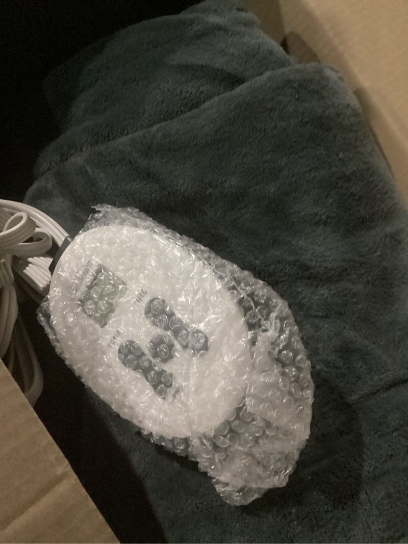 Condition photo showing New/Like New for homemate electric heated blanket twin - 62"x84" heating bed blankets throw with 10 heating levels 8 hours auto off fast heating over-heated protection ultra soft warm flannel etl certified grey grey twin 62"x84"