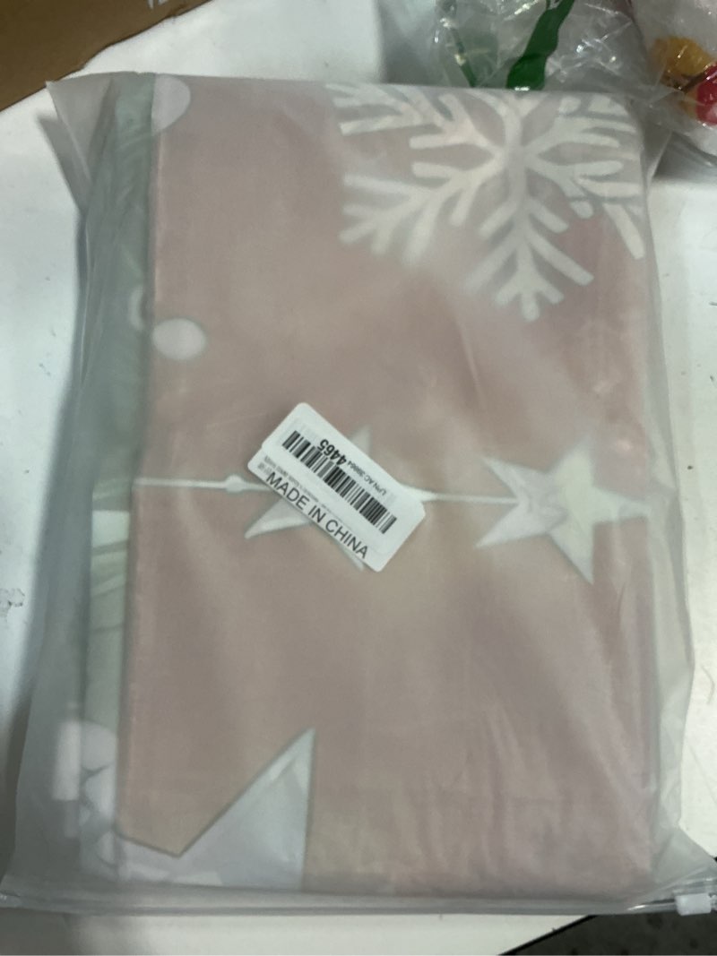 Condition photo showing New/Like New for 7x5ft Merry Christmas Backdrop Christmas Backdrops for Wall Background De Navidad Xmas Party Decoration F105