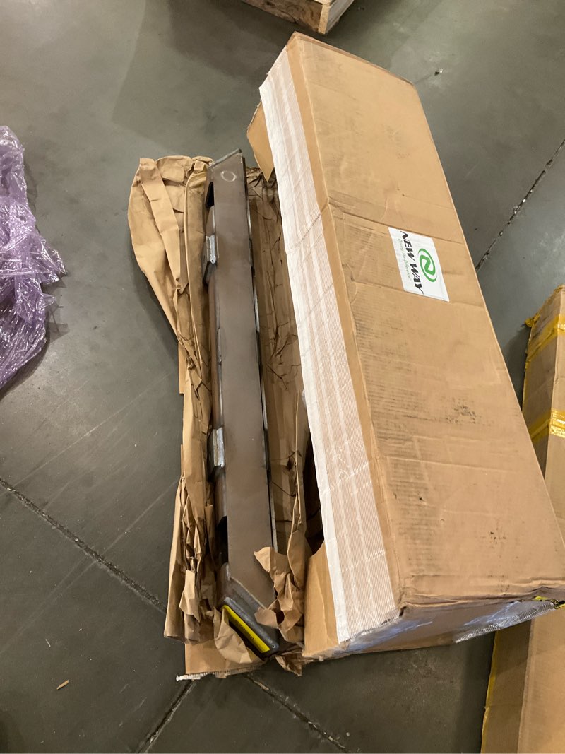 Metal beam / car parUnknown model