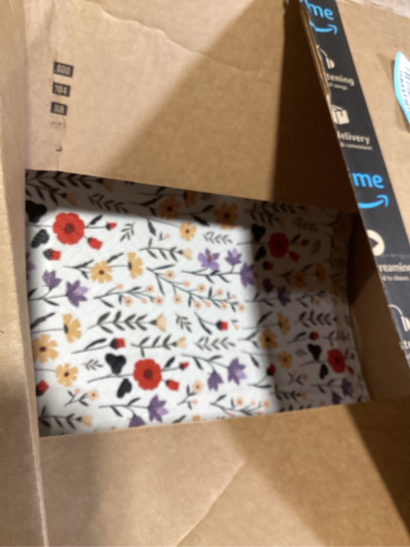 Condition photo showing Good Condition for ophanie kitchen mats for floor, 3/4 inch thick, 17x28 anti fatigue cushioned mat, kitchen rugs, waterproof, comfort ergonomic standing mat for office, home, sink, white flower non-slip ridged bottom white flower 28"l x 17"w x 0.8"th