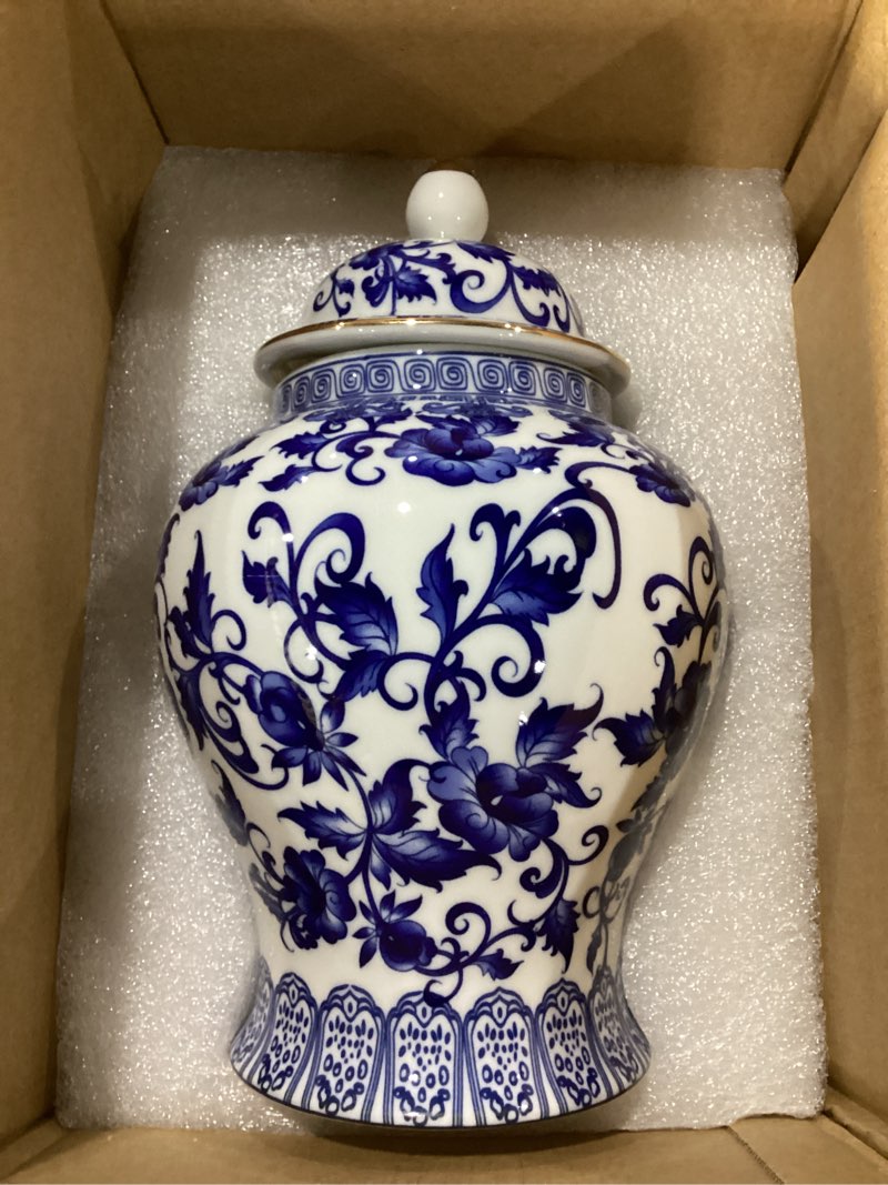 Condition photo showing New/Like New for 7.48"h blue and white porcelain chinoiserie ginger jar with lid, classic ming–qing style decorative jar, ceramic vase/general jar for home decor, floral blue & white decorative ginger jar (gl jar)