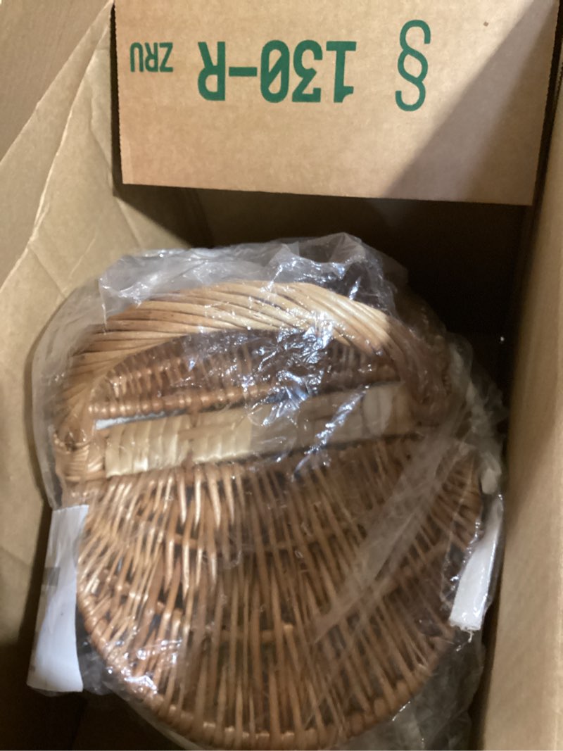 Condition photo showing Good Condition for toddmomy 10" picnic basket: small wicker basket with handle lid and liner, handwoven rattan carrying portable storage organizer for easter, halloween, christmas, birthday 25.50x18.50x13.50cm