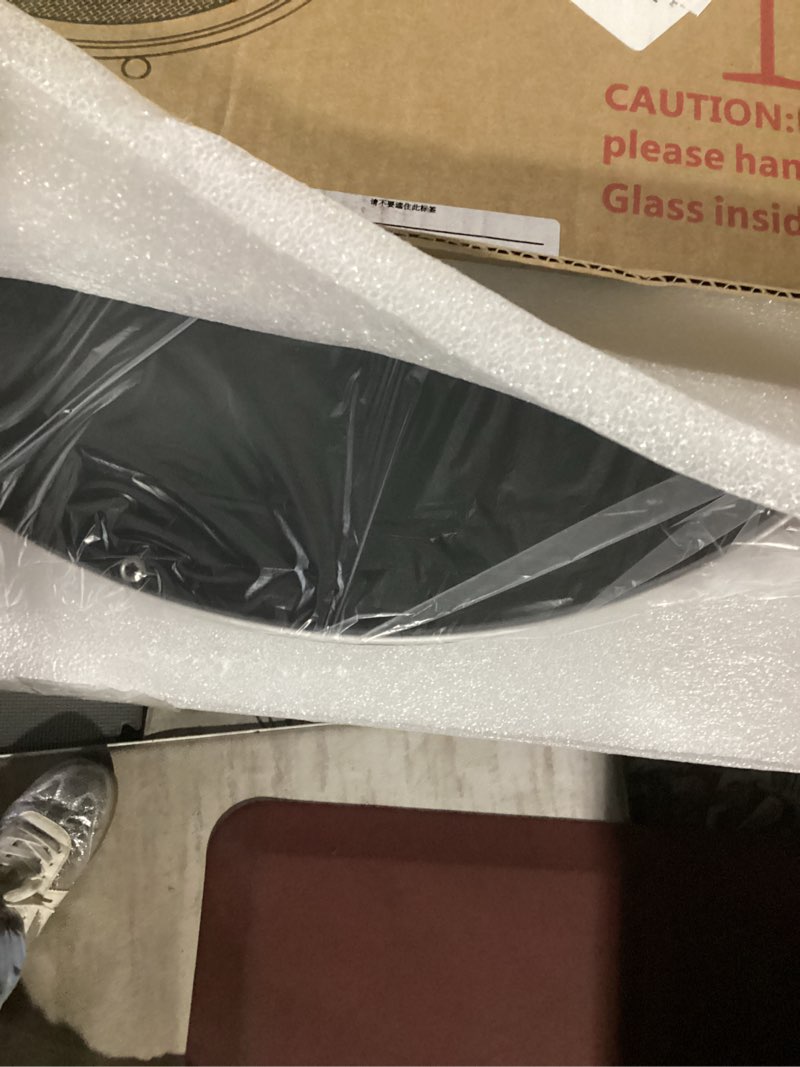 Condition photo showing Good Condition for ROLOVE Makeup Mirror with Lights, 18 Inch Vanity Mirror with Lights, Lighted Makeup Mirror, Smart Touch Control Round Lighted Vanity Mirror, Tabletop ? Desk Mirror, Gifts for Women, Wife, Mom, Girls White 18"L x 18"W