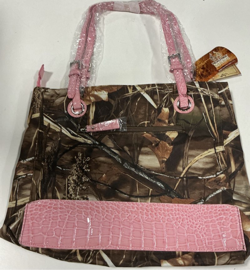 Condition photo showing Good Condition for women’s girl in pink leather and
