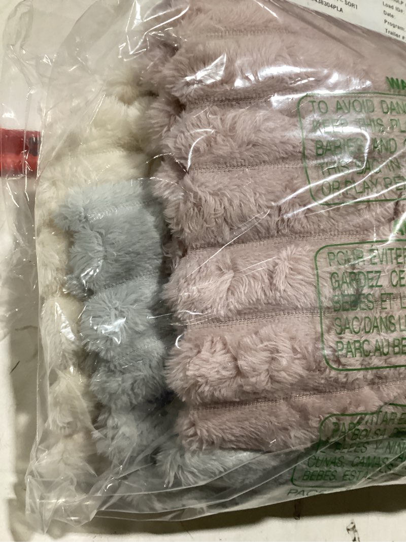 Condition photo showing Good Condition for linenlux 1 pack 3 soft dog blanket washable warm fleece cat blankets for pet puppy fluffy calming flannel beige/pink/grey medium beige/pink/grey 30x20 inches (pack of 3)