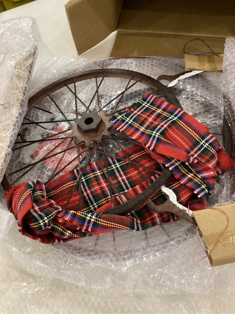 Glitzhome 33.98" H Metal Bike Wheel Snowman with Plaid Scarf Hat Porch Decor Metal Bicycle Garden Ya