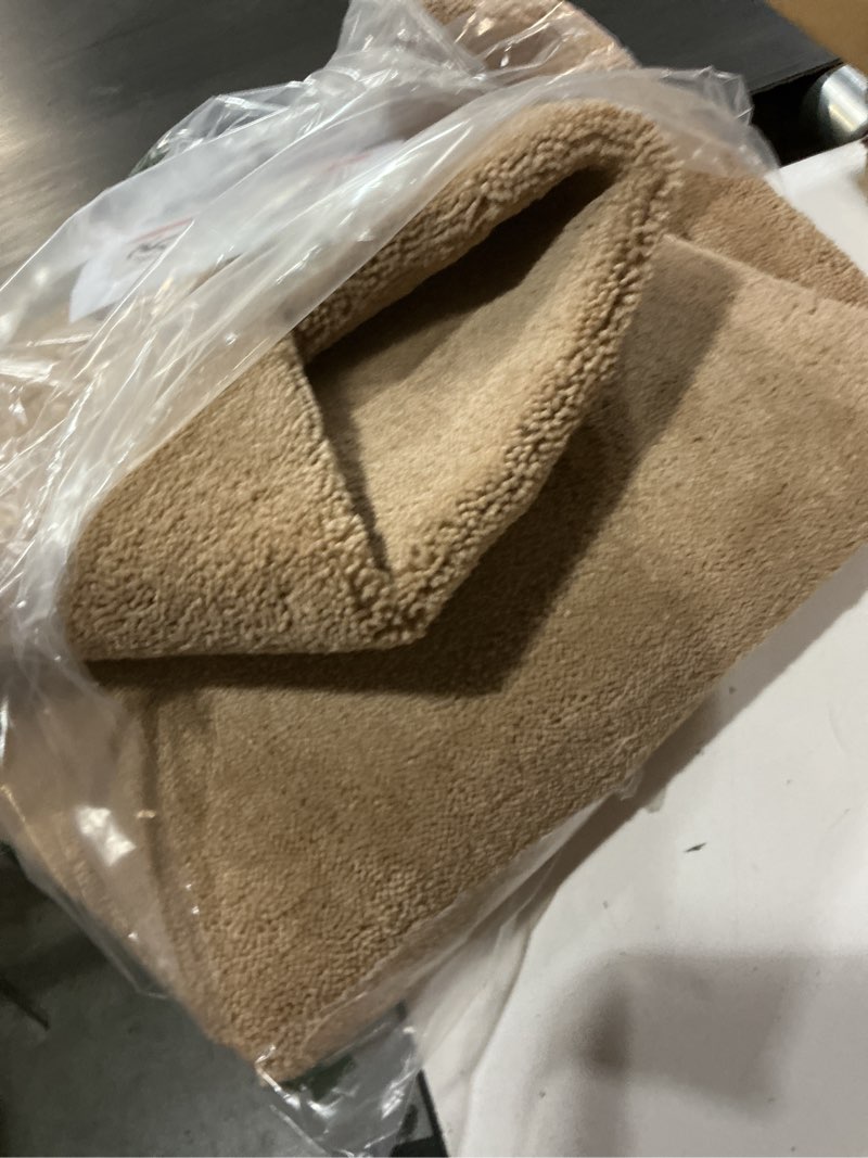 Condition photo showing Good Condition for beqhause door-mat non-slip front doormat low-profile entrance mats for front door entry resist dirt washable doormat absorbent entryway door mat,taupe,32"x48" taupe 2'8" x 4' (rectangular)