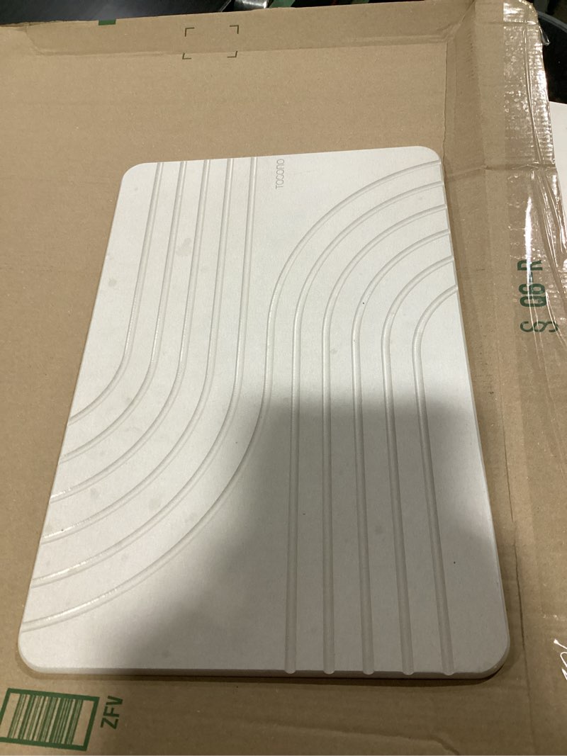 Condition photo showing Good Condition for tosoro - stone bath mat diatomaceous earth shower mat non-slip super absorbent diatomite stone bath mats for bathroom floor quick drying natural easy to clean (23.5 x 15) - sandstone flow sandstone pack of 1