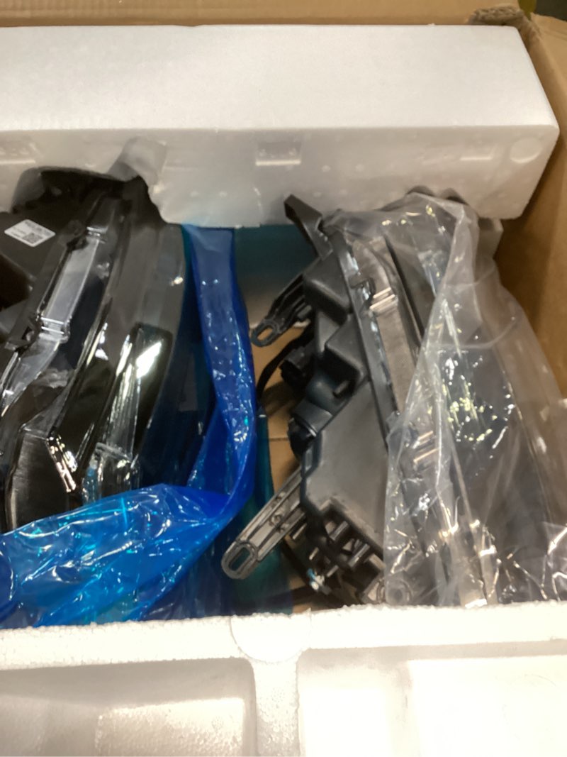 Condition photo showing Good Condition for Headlight Assembly for 2014 2015 2016 Nissan Rogue Clear Lens Black Housing with Amber Reflector Headlamp Replacement Left and Right Pair(Only Fits Models with Halogen