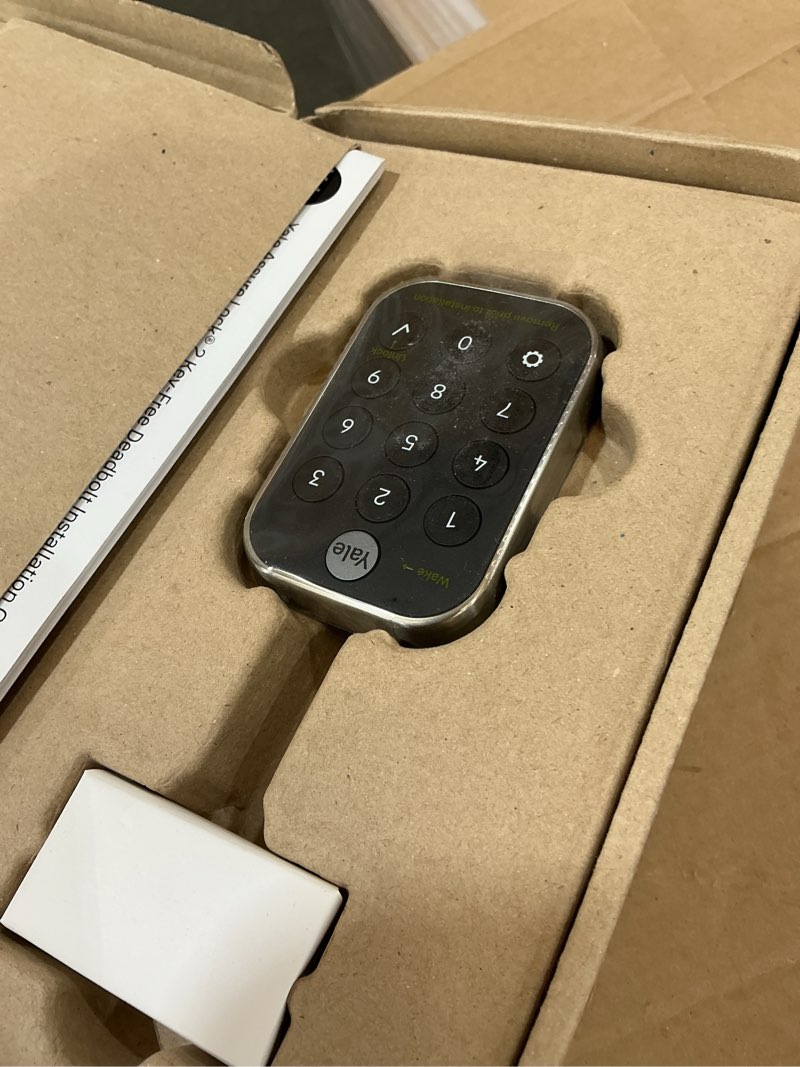Condition photo showing Good Condition for yale assure lock 2 deadbolt, satin nickel keyless entry door lock with digital touchscreen keypad and bluetooth connectivity (no wi-fi), ?yrd430-ble-619 satin nickel bluetooth keypad - no key