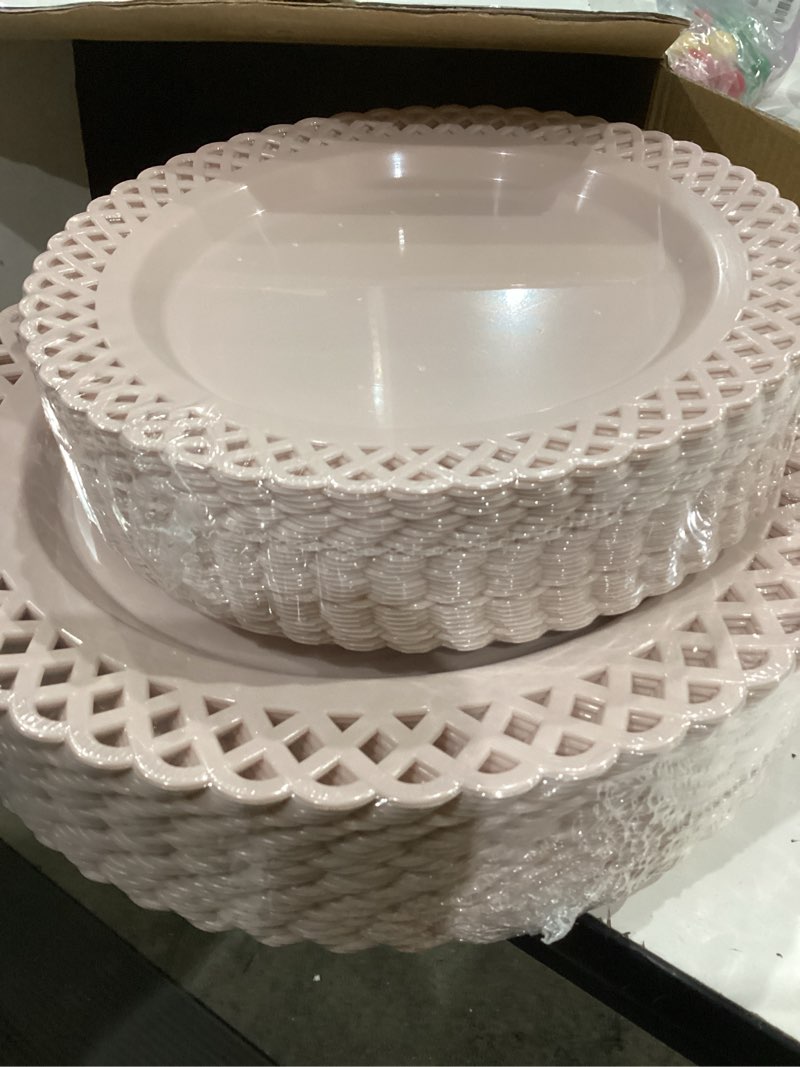 Condition photo showing Good Condition for colosus 60pcs pink plastic plates, plastic disposable plates, fancy pink scallop plates, heavy duty 