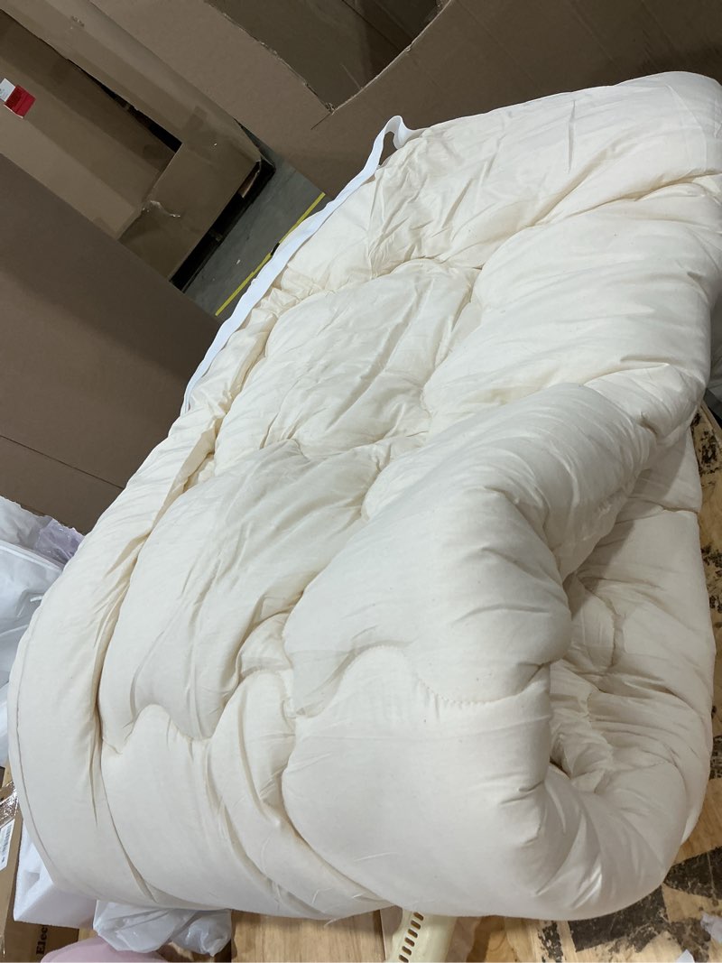 Condition photo showing Good Condition for luxury 60% organic wool + 40% organic cotton mattress topper, extra soft wool mattress pad for back pain relief, plush mattress cover with 6"-18" deep pocket (queen,60"x80") beige queen