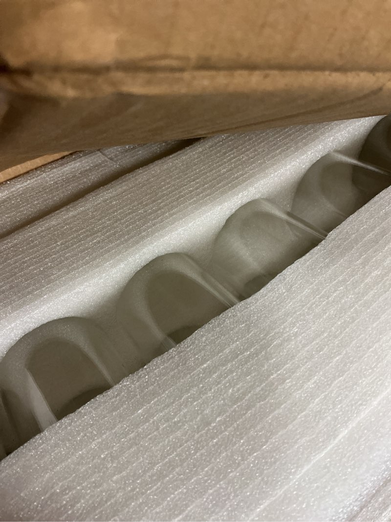 Condition photo showing Good Condition for Similar 16Pcs Glass Cylinder Bud Vases for Centerpieces,7.7 In Tall Clear Flower Vases in Bulk,Glass Small Vases Floating Candle Holder for Party,Home Decor,Wedding Decoration,Birthday,Anniversary,Baby Shower