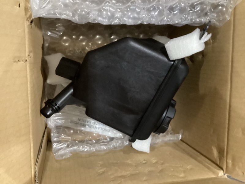 Condition photo showing As Is for bdfhyk engine coolant expansion reservoir overflow tank compatible with bmw 525i 525xi 528i 528xi 530i 530xi 535i 535xi xdrive 545i 550i gt 645ci 650i 2.5l 3.0l 4.4l 4.8l v8 l6 replace ?603-351 z49011 17137542986