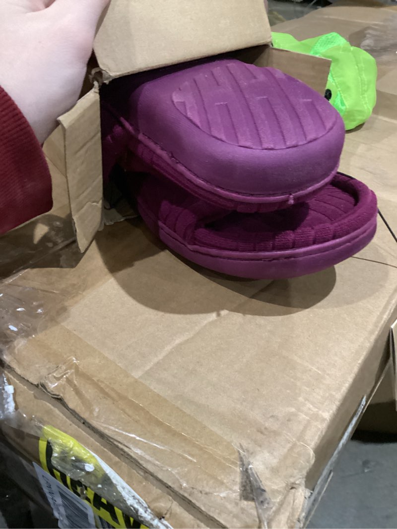 Condition photo showing As Is for veracosy ladies open toe slippers terry cloth slip on women's house shoes 9-10 plum purple