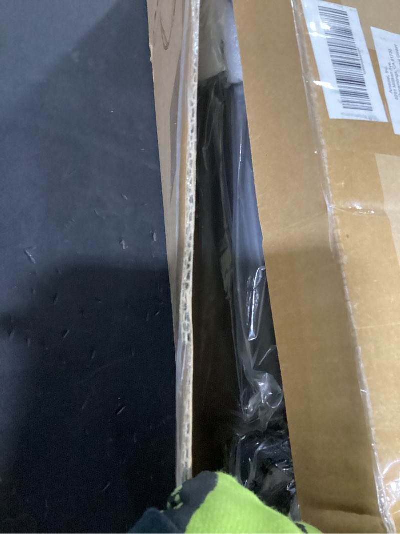 Condition photo showing Good Condition for songmics umbrella base, round patio umbrella stand, sand fillable bag 66 lb, for 5-10 ft umbrellas, heavy-duty, for poles of different diameters, oudoor beach lawn, black ugub0041b01