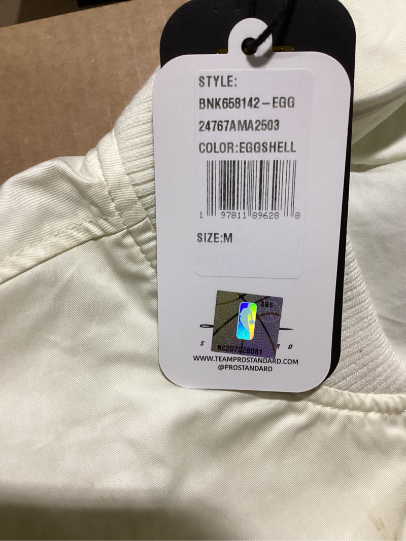 Condition photo showing As Is for Pro Standard Mens NBA New York Knicks Neutral Jacket Eggshell M