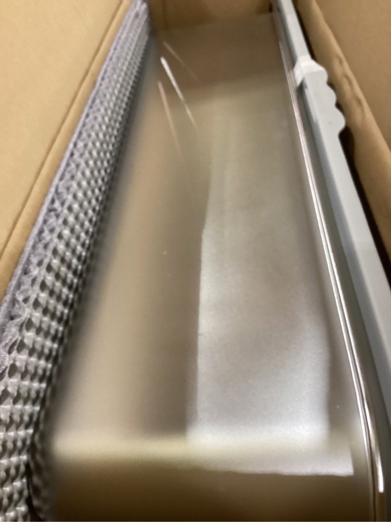 Condition photo showing Good Condition for Stainless Steel Litter Box with Lid, Metal Litter Box with Cat Litter Mat,Extra Large Enclosed Cat Litter Boxes for Multiple Cats, Anti-Leakage,Non-Stick, Easy to Clean, Included Mat, Scoop 1 Pack-XL