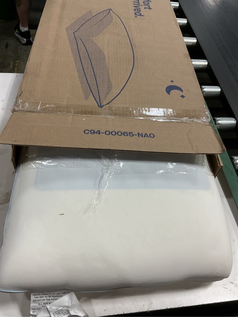 Condition photo showing Good Condition for sealy dreamlife king size memory foam cooling pillow with sealychill cooling gel, removable machine-washable cover, made in the usa, white