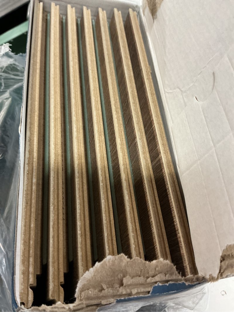 Condition photo showing Good Condition for select surfaces prescott gallery series laminate flooring