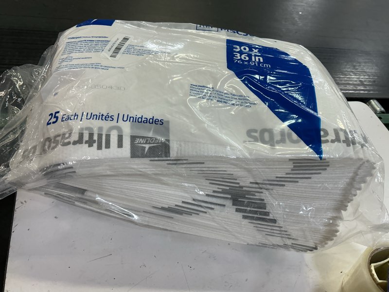 Condition photo showing New/Like New for medline ultrasorbs drypads, 30" x 36", 25 count, super absorbent disposable bed pads, large incontinence bed pads, chucks protective underpads, 10 times more absorbent, for adults, elderly