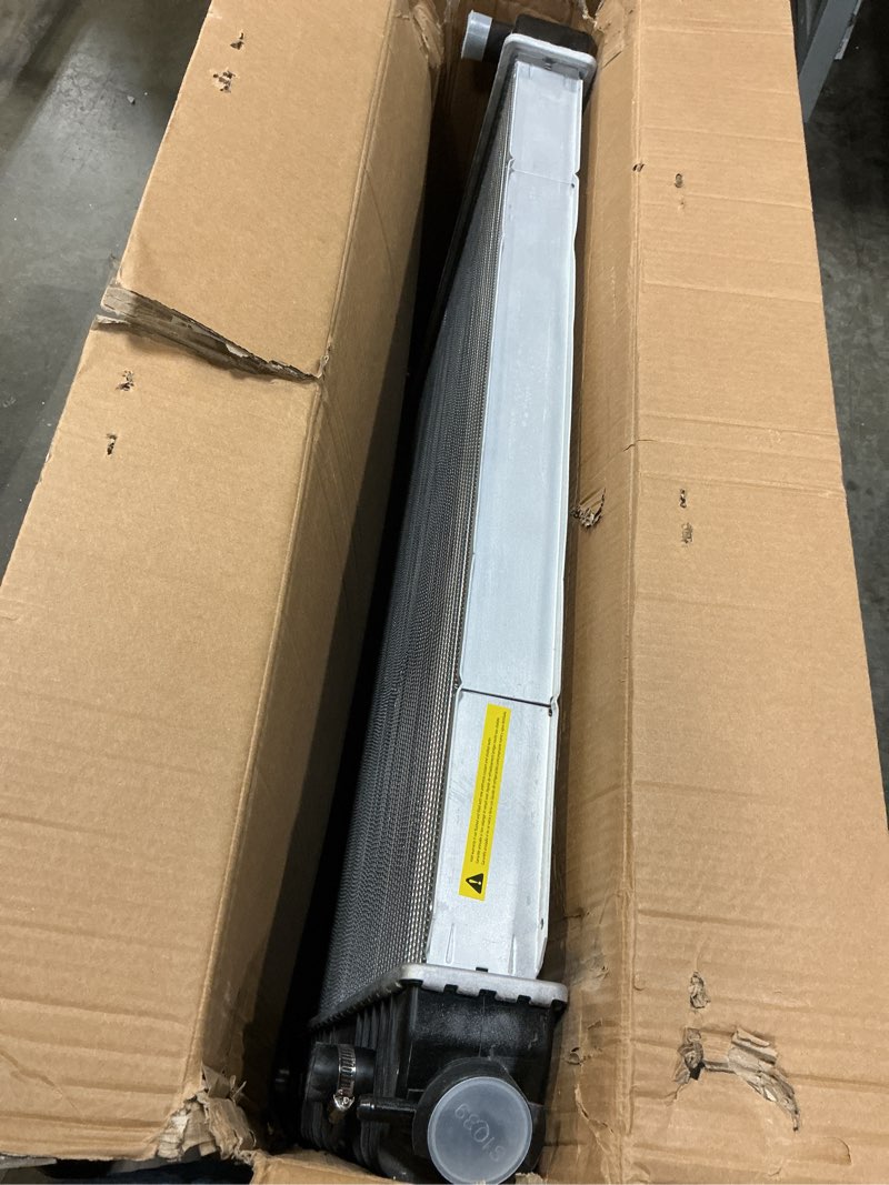 Condition photo showing Good Condition for spectra premium cu730 complete radiator