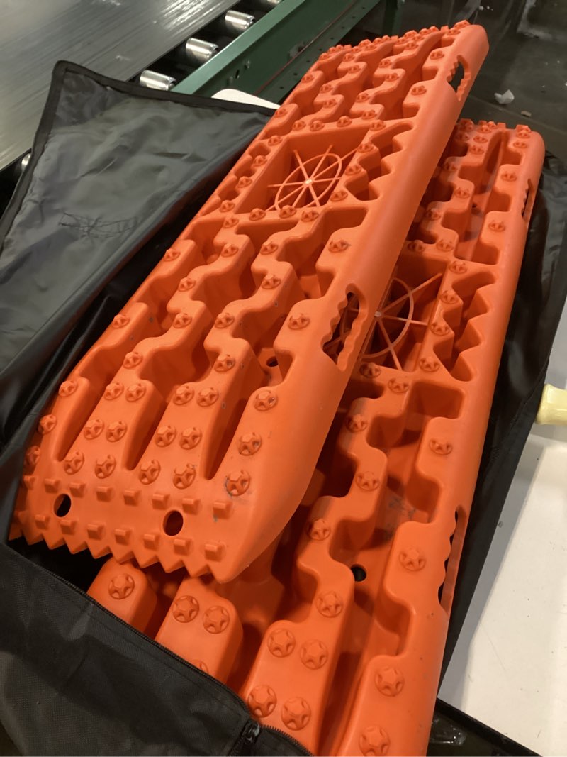 Condition photo showing As Is for VEVOR 2PCS 40.9 inch Traction Boards PP Traction tracks/mats