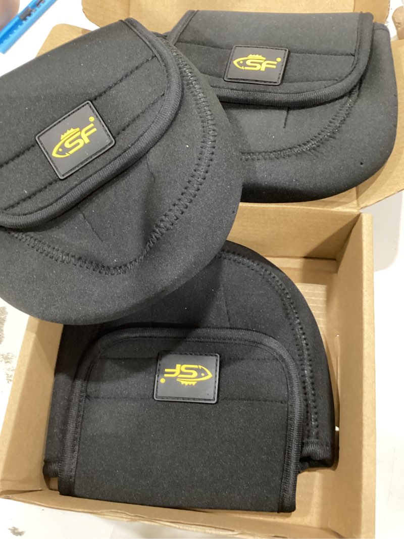 Condition photo showing Good Condition for sf spinning reel cover case bag pouch glove fit up to 3000-series spinning reels s 3pcs