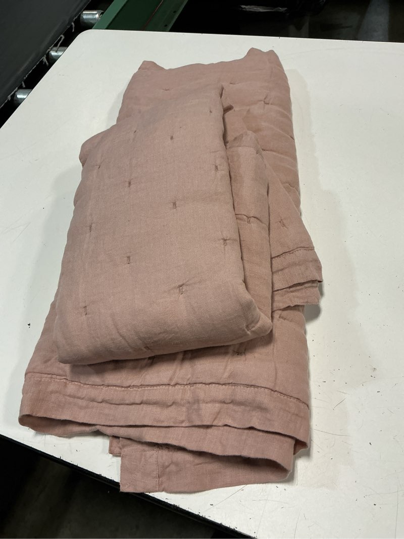 Condition photo showing Good Condition for quince european linen box quilted sham set 2;king 