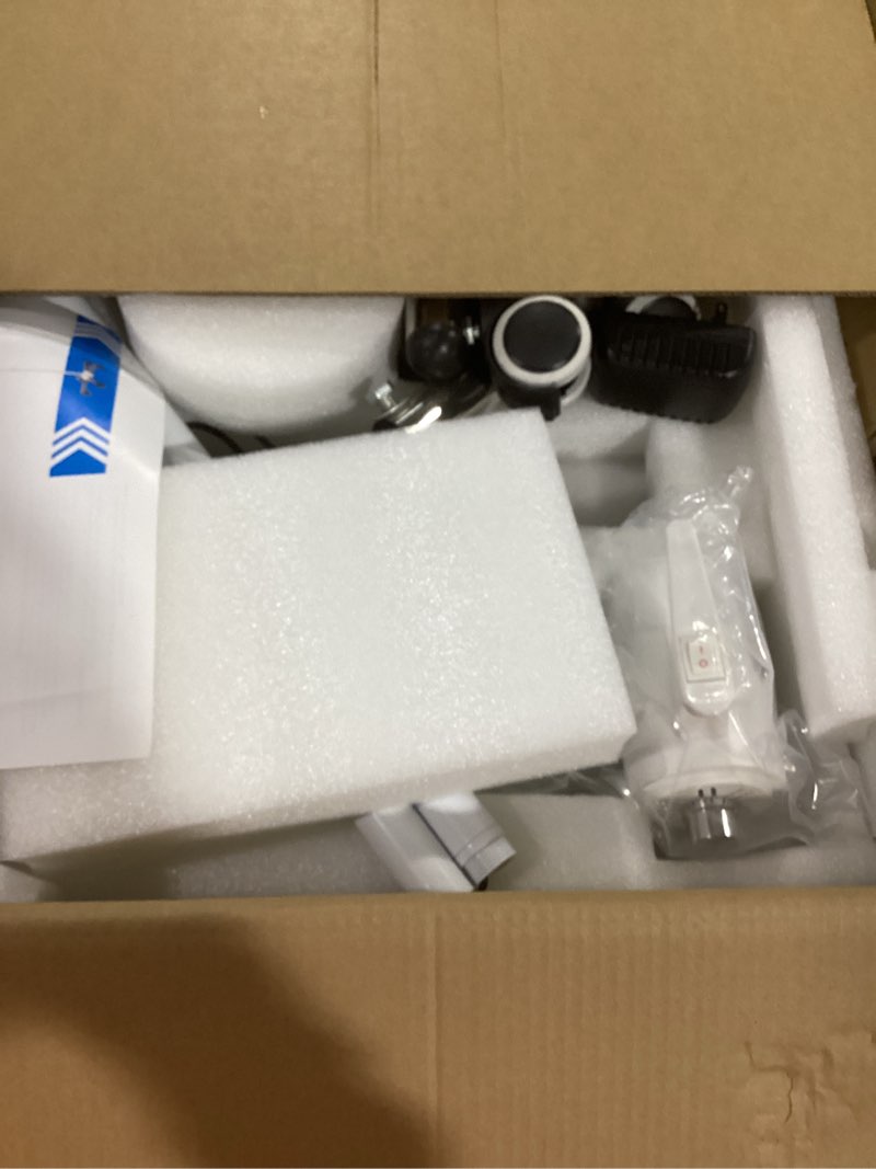 Condition photo showing Good Condition for Exam Light 12W LED Medical Exam Lamp Mobile Surgical Examination Lamp Stainless Steel 5-Legged Base White