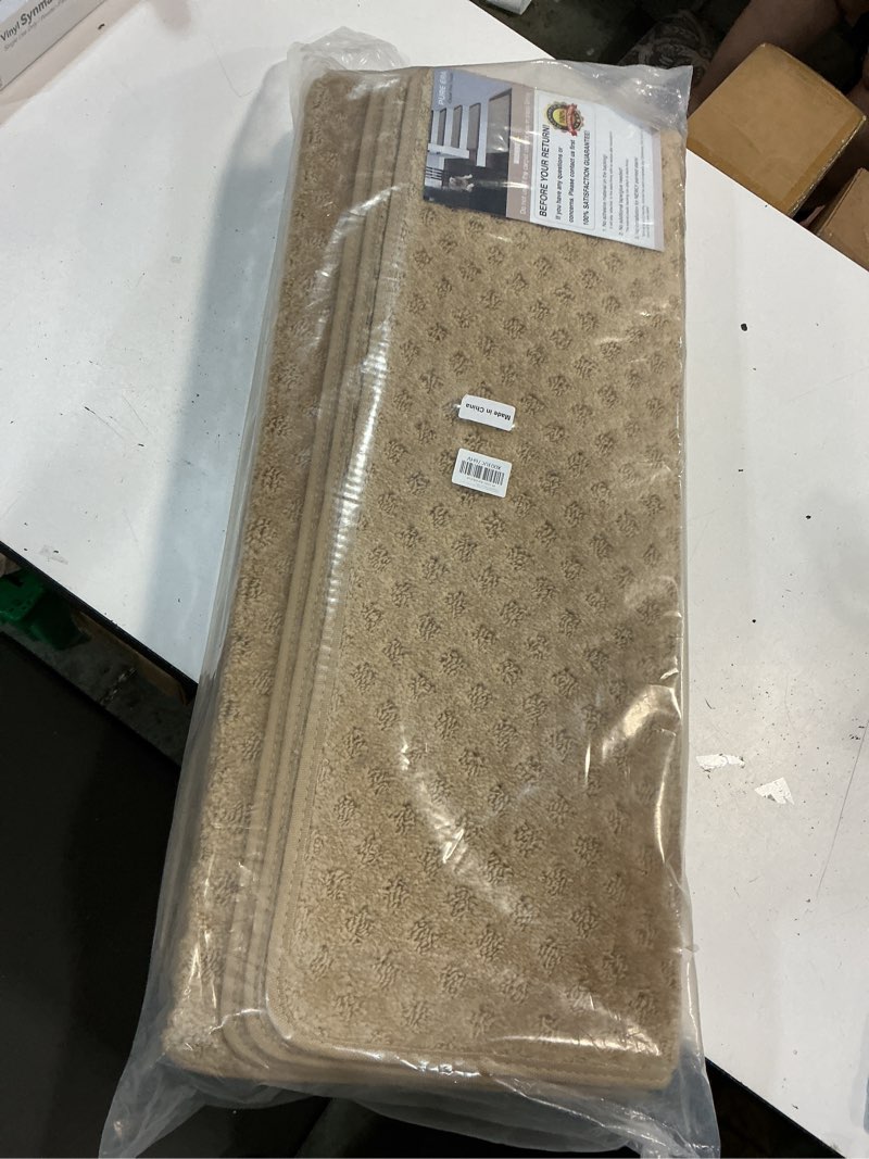 Condition photo showing New/Like New for pure era bullnose carpet stair treads set tape free non-slip indoor stair protectors pet friendly rugs 9.5" x 30"(14 pieces,khaki mini-diamond trellis) khaki mini-diamond trellis 14 pieces with bullnose