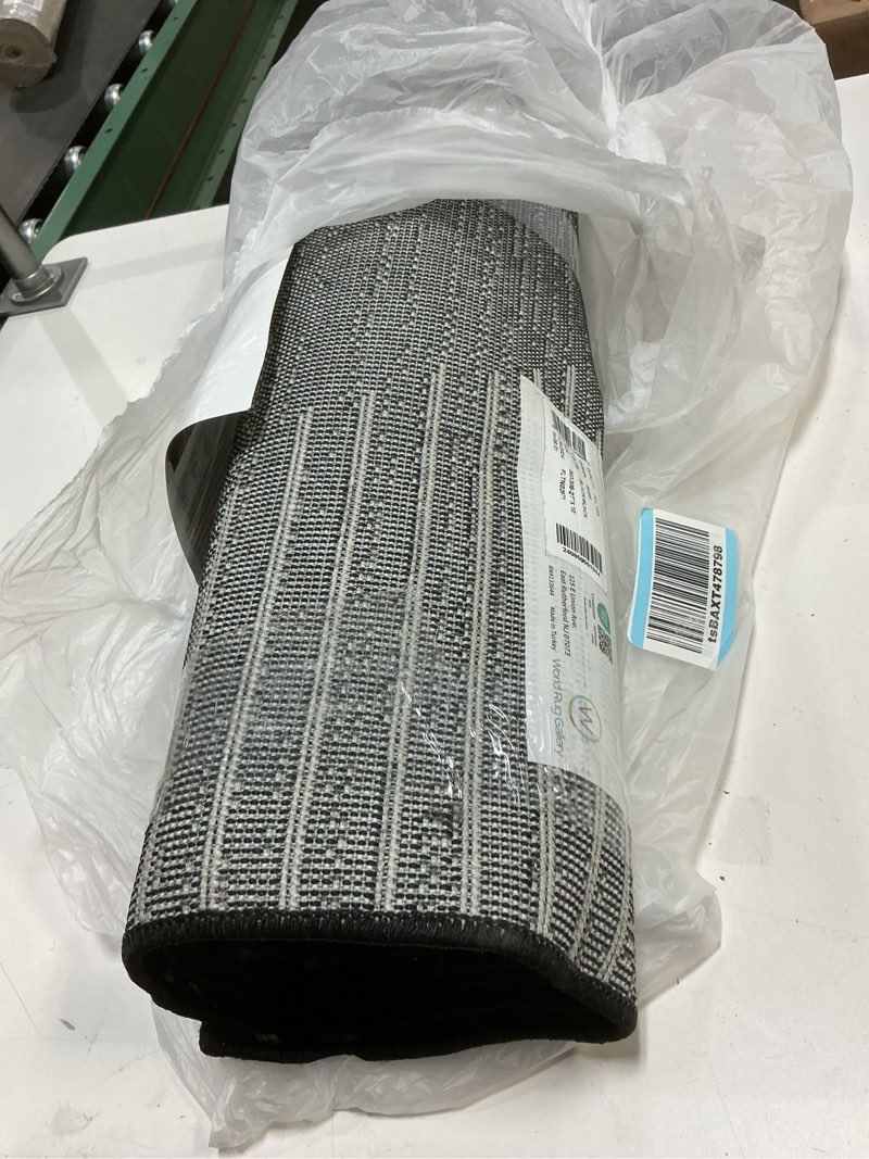 Condition photo showing Good Condition for Rugshop Bohemian Stripe Stain Resistant High Traffic Living Room Kitchen Bedroom Dining Home Office Runner Rug 2'7" x 10' Black Black 2'7" x 10' (Rectangular)