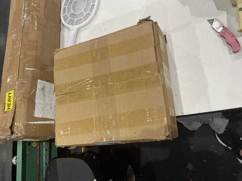 Condition photo showing Good Condition for metal electrical box