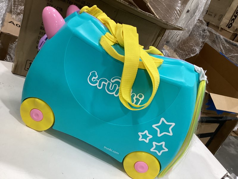 Condition photo showing Good Condition for trunki ride-on kids suitcase | tow-along toddler luggage | carry-on cute bag with wheels | kids luggage and airplane travel essentials: una unicorn turquoise