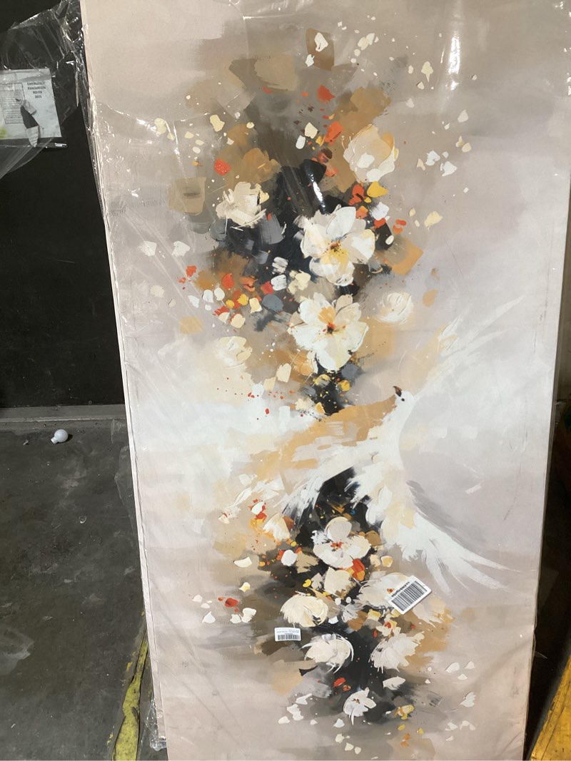 Condition photo showing As Is for canvas wall art decor large abstract