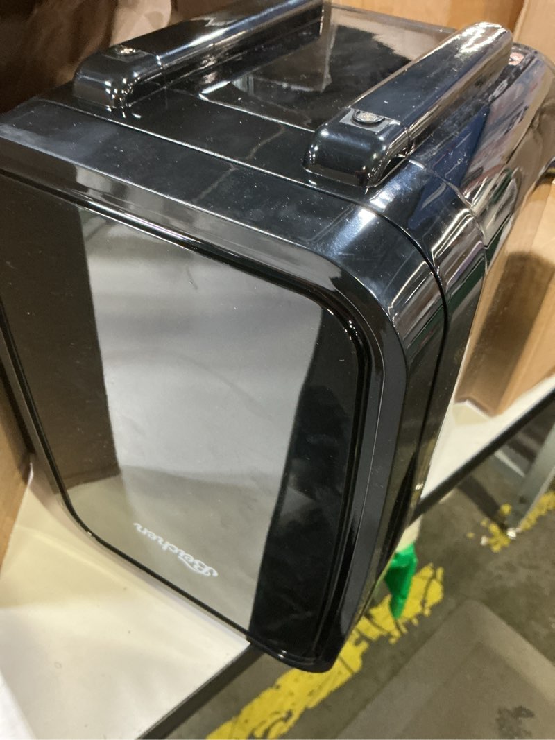 Condition photo showing Good Condition for beichen mini fridge, 4 liter/6 can portable refrigerator for bedroom office dorm car– fast cooling, low noise, 100-125v ac/5-12v usb small compact refrigerator for skincare, food, drinks(black)