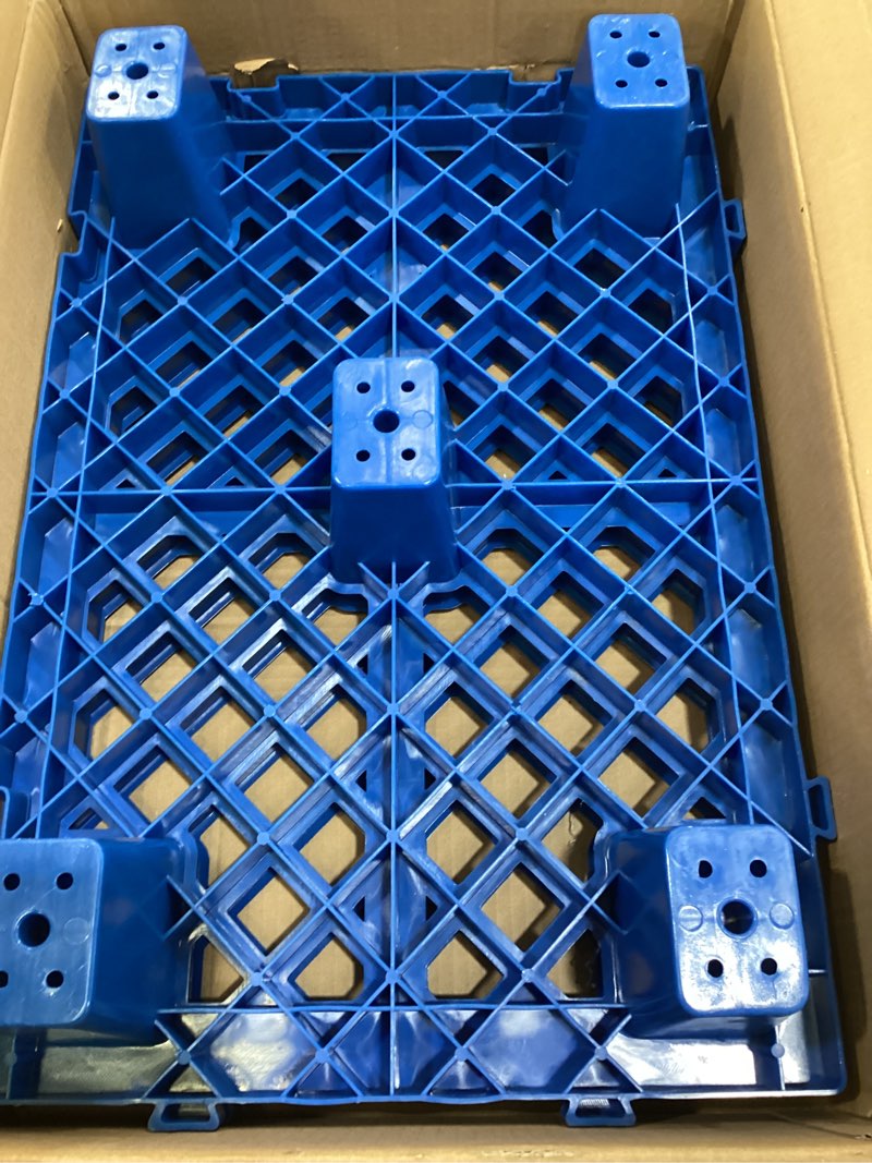 Condition photo showing Good Condition for nestable plastic pallets 2pcs, 23.6'' l x 15.7'' w x 3.9'' h lightweight pallet with breathable grid, moisture proof floor pallets for kitchen supermarket restaurant warehouse basement storage