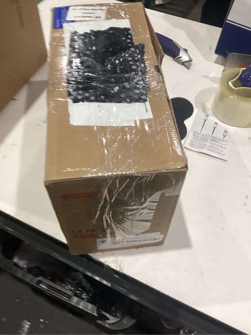 Condition photo showing Good Condition for outdoor solar-powered street light, cool white light (8-pack)
