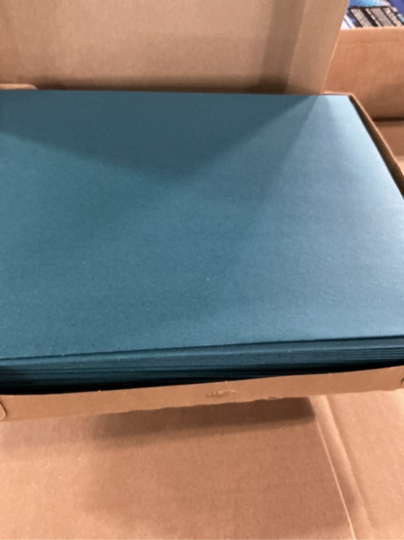 Condition photo showing New/Like New for oxford earthwise recycled 2-pocket folder, blue, pack of 25