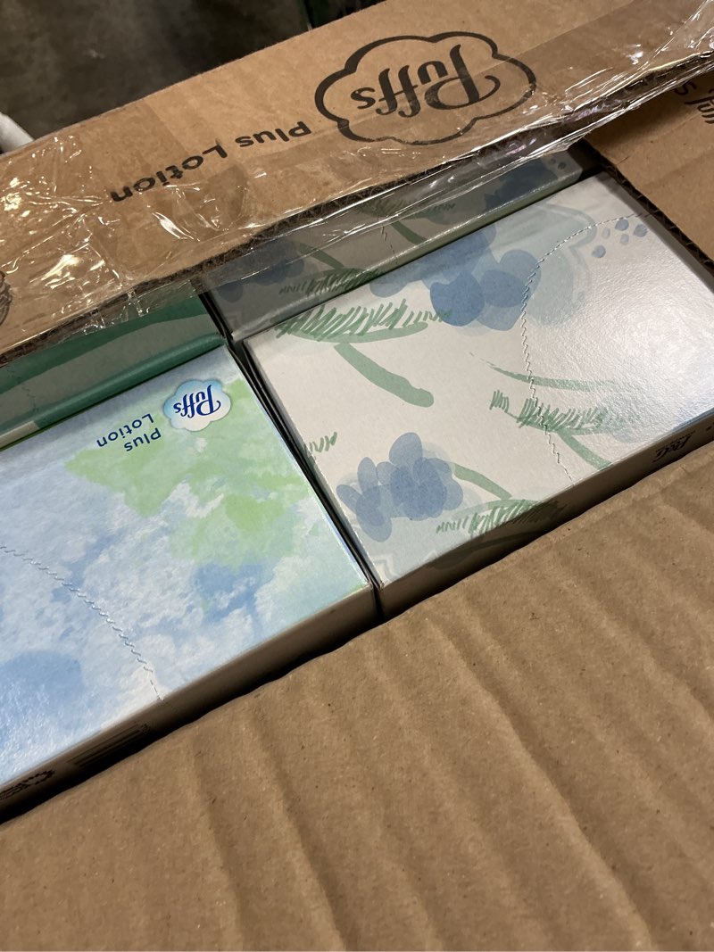 Condition photo showing New/Like New for Puffs Plus Lotion Facial Tissues, 8 Family Boxes, 124 Facial Tissues per Box, Allergies and Colds 124 Count (Pack of 8)